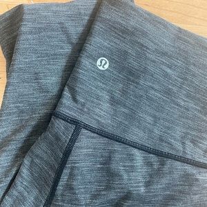 Size 8 Lulu ‘21 inch leggings